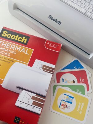 Scotch small office laminator for laminating your routine cards